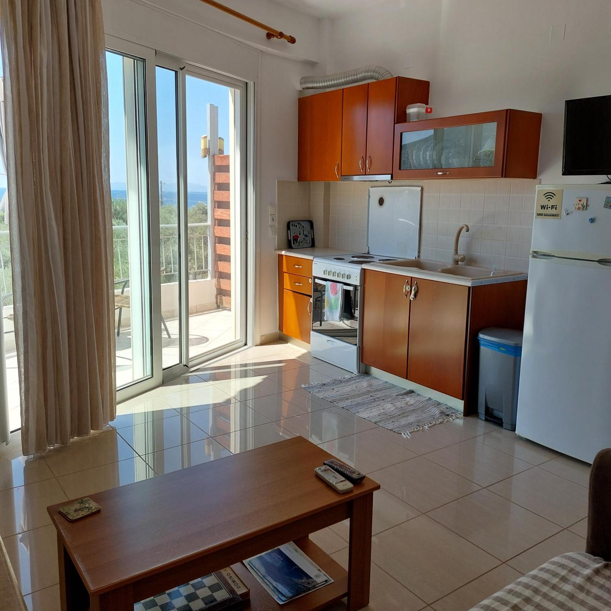 Elea Apartment *